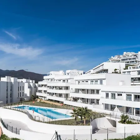 3br With Great Panoramic Views At Oceana Gardens Apartment