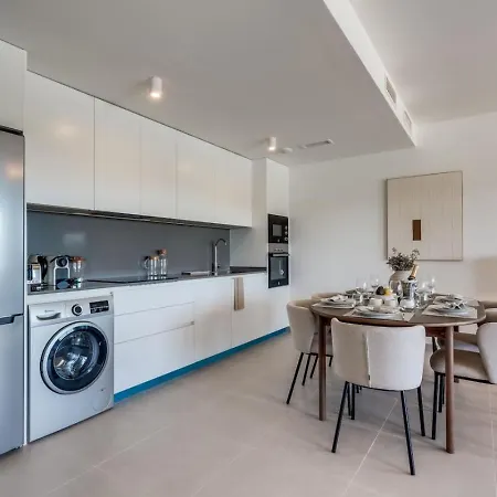 3br With Great Panoramic Views At Oceana Gardens Apartment