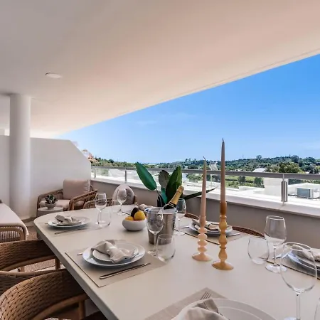 3br With Great Panoramic Views At Oceana Gardens Apartment *